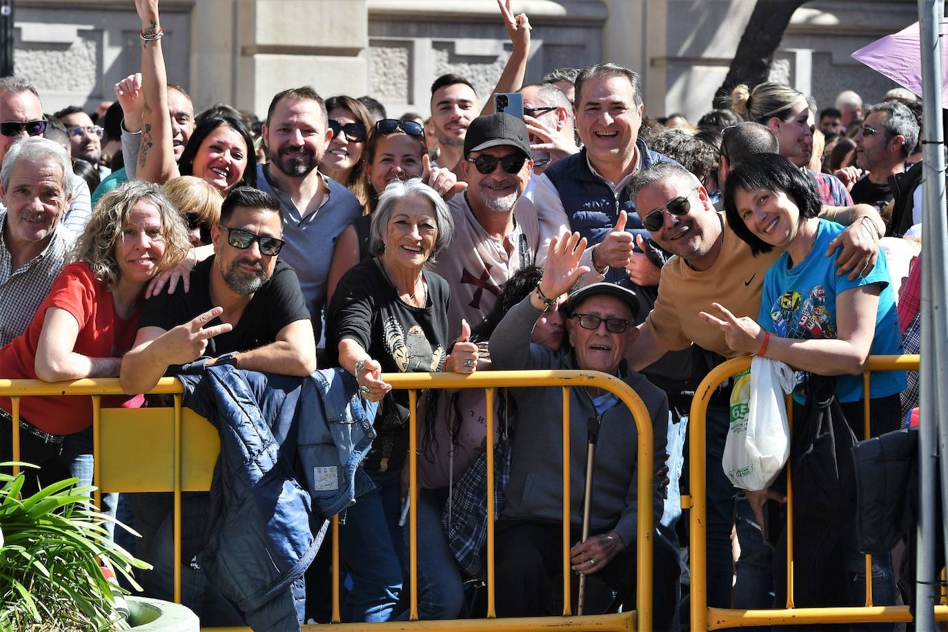 Búscate en la mascletà de hoy miércoles 13 de marzo