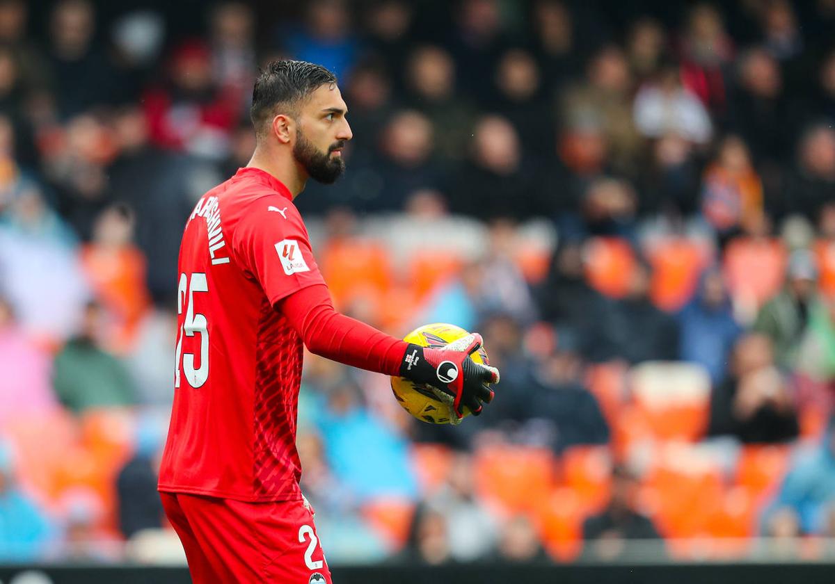 Giorgi Mamardashvili, con el Valencia.