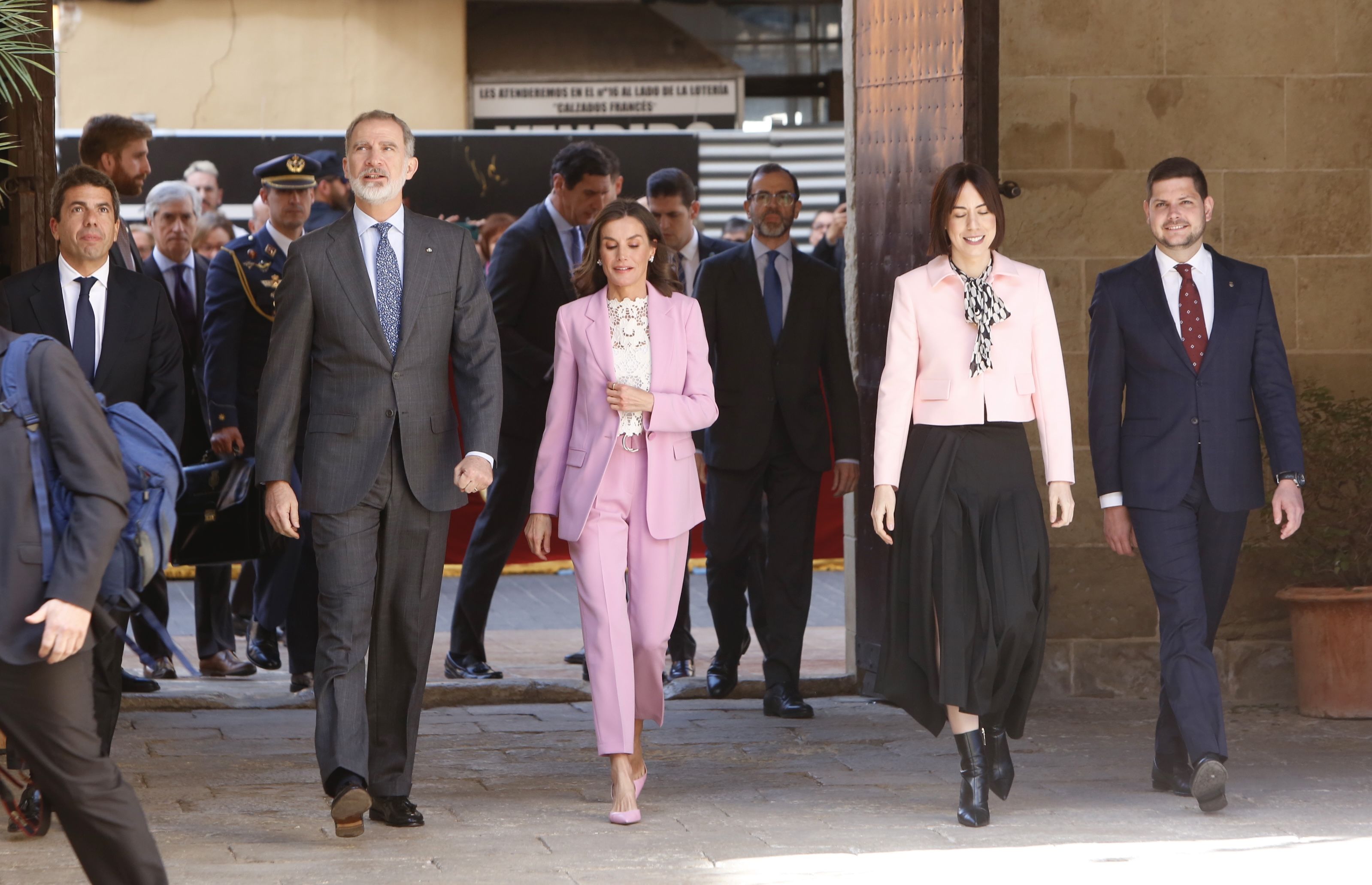 Los Reyes visitan Gandia para presidir la entrega de los Premios Nacionales de Investigación