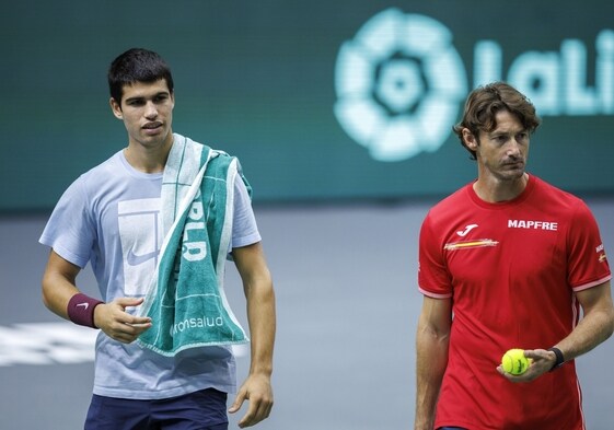 Carlos Alcaraz y Juan Carlos Ferrero, en la pasada edición de la Fase de Grupos disputada en la Fuente de San Luis.