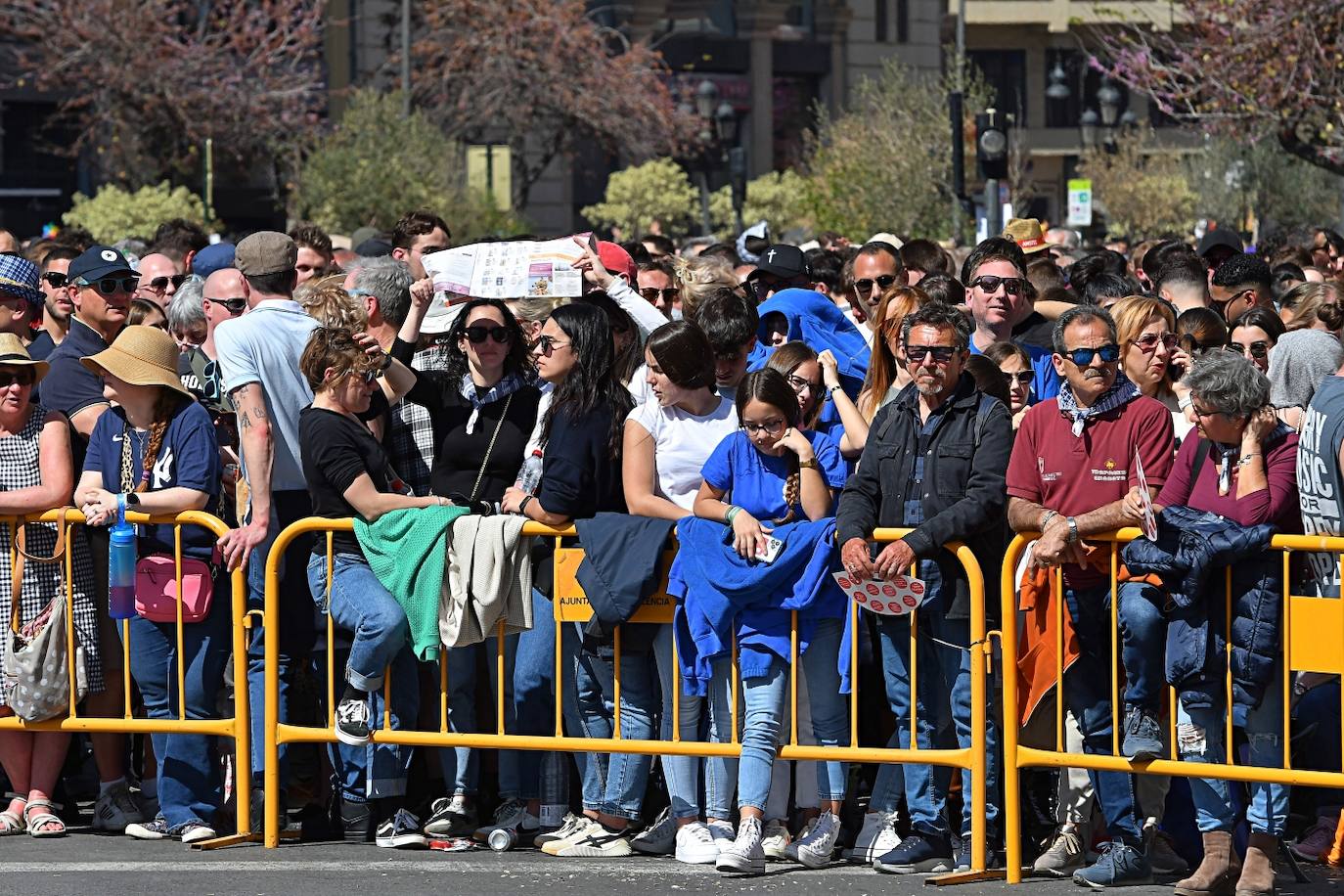 Búscate en la mascletà de este viernes 15 de marzo