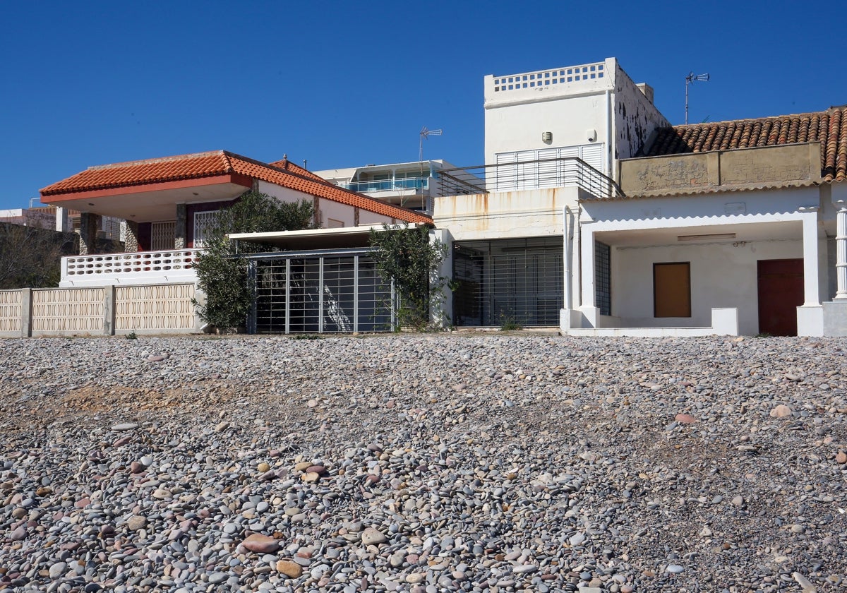 Vista de casitas en Moncofa afectadas por el deslinde.