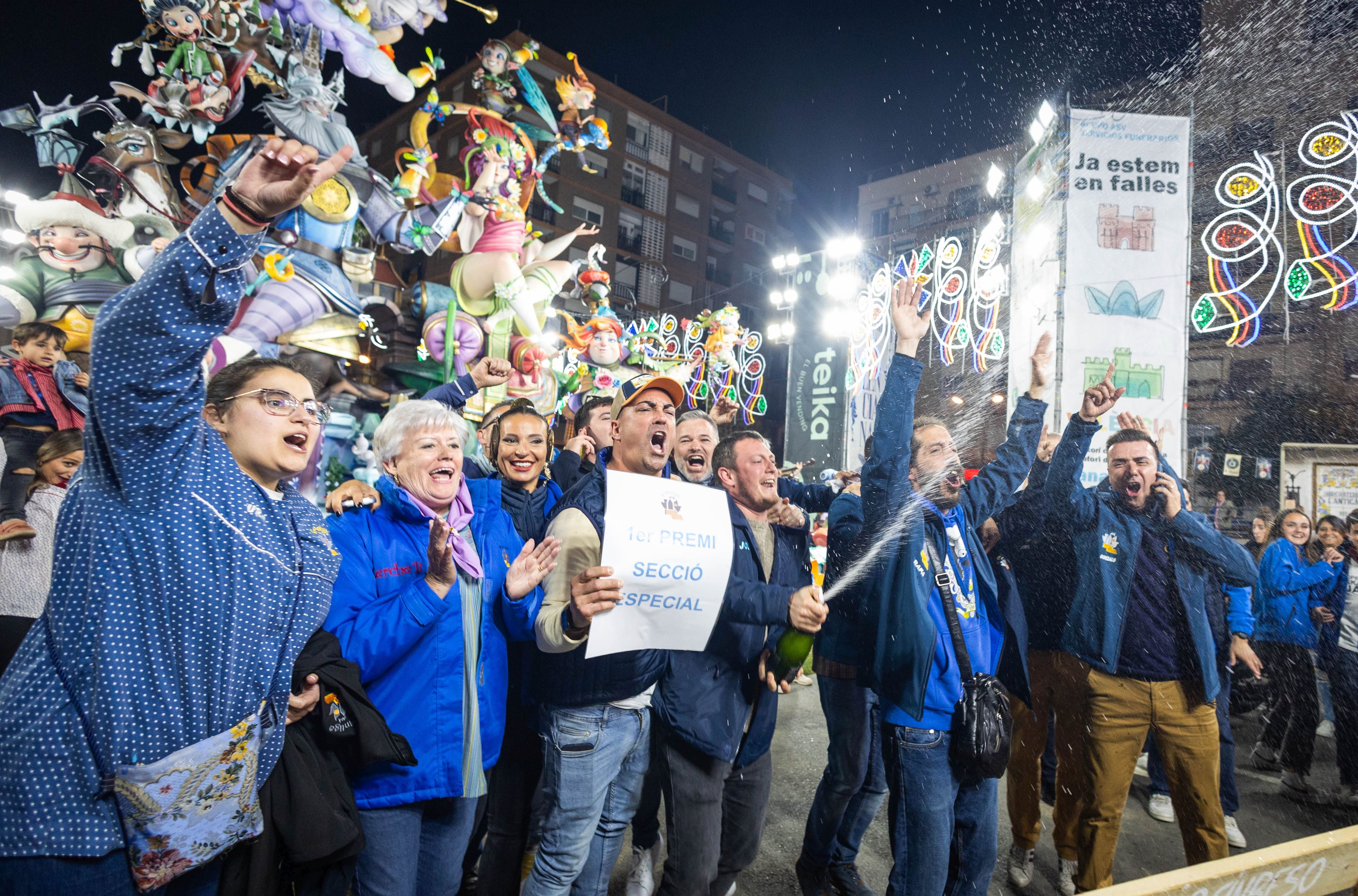 L&#039;Antiga de Campanar celebra su oro en Especial