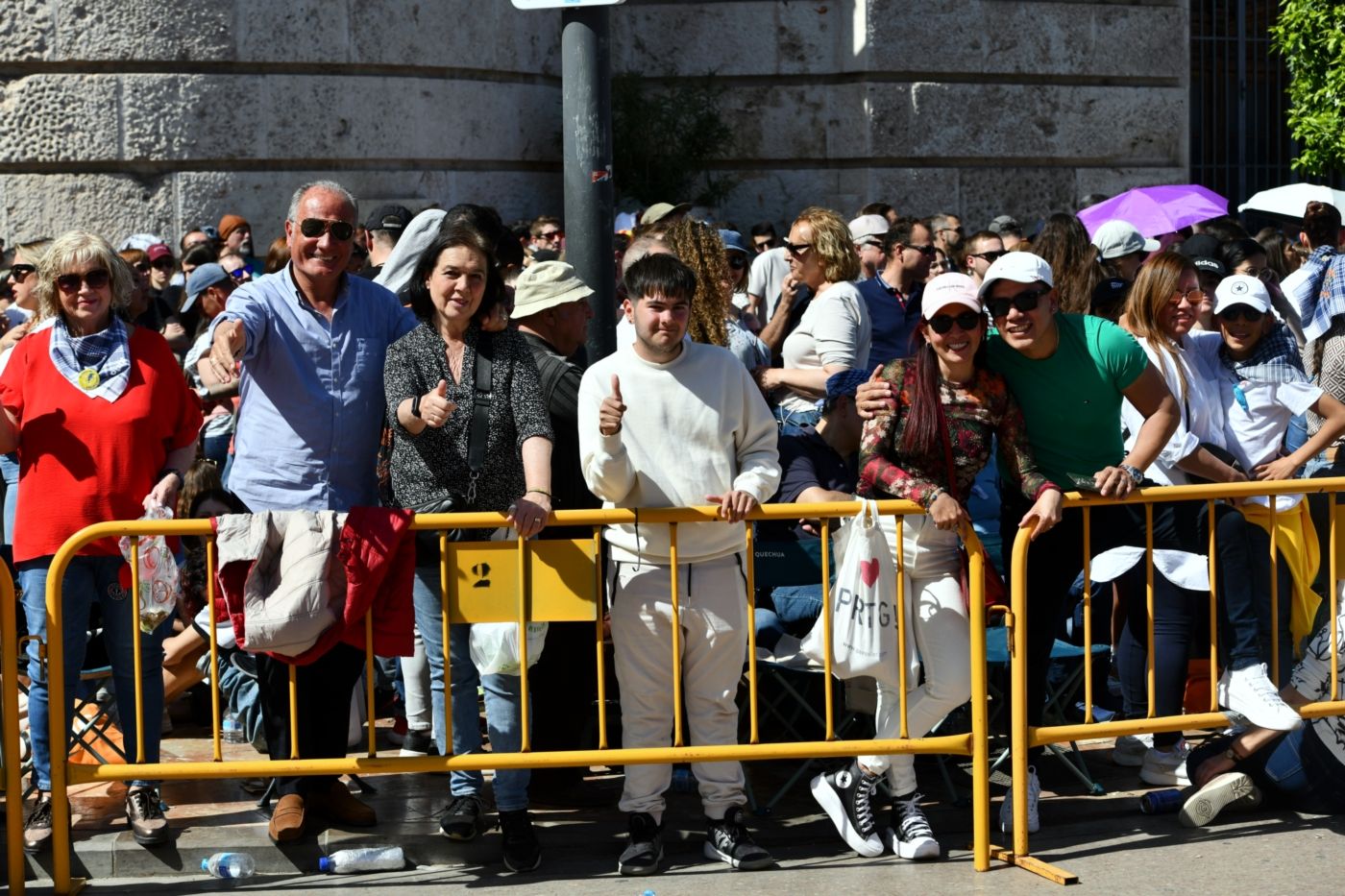 Búscate en la mascletà de hoy, sábado 16 de marzo