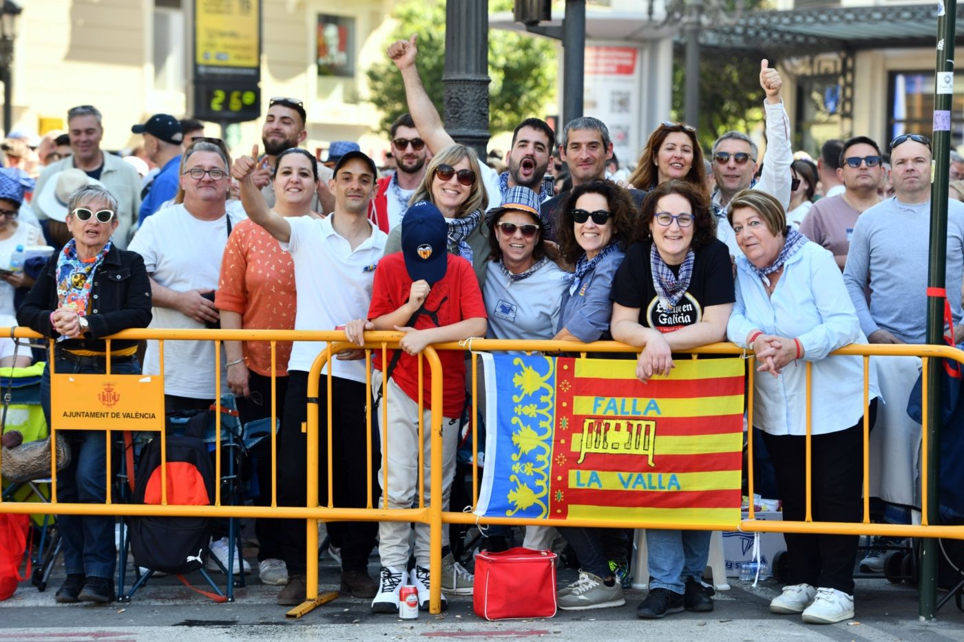 Búscate en la mascletà de hoy, sábado 16 de marzo