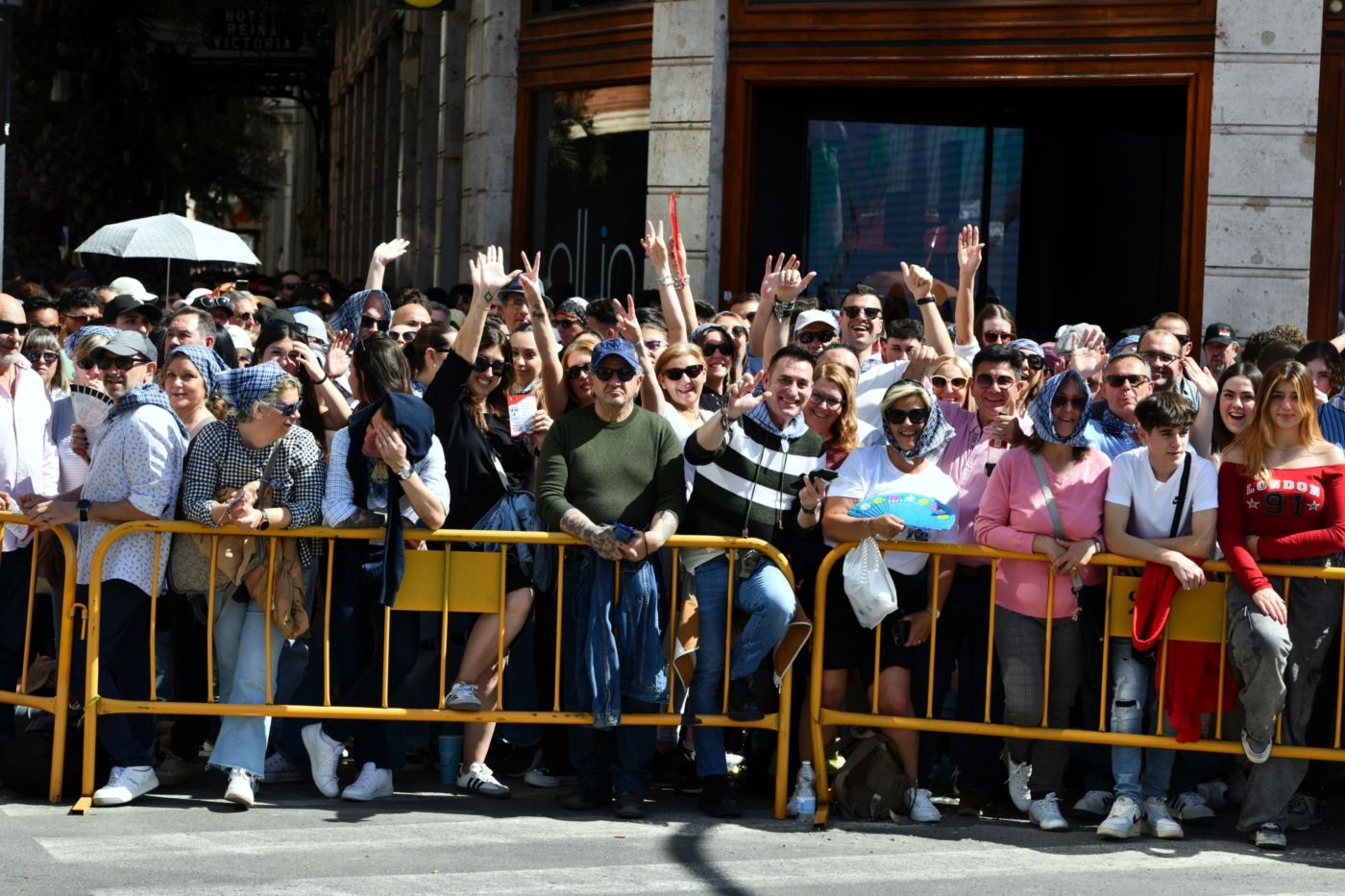 Búscate en la mascletà de hoy, sábado 16 de marzo