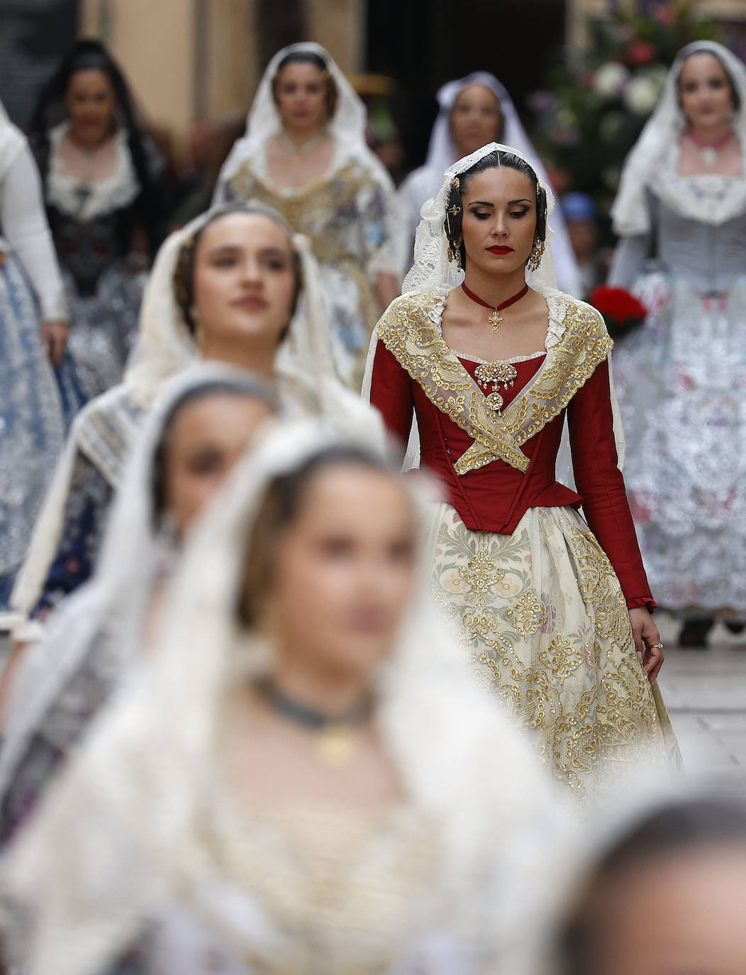 Búscate en la Ofrenda de las Fallas 2024: domingo 17 de marzo