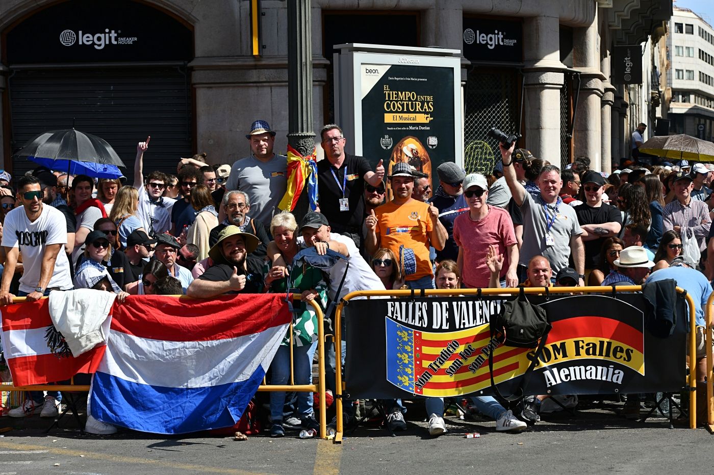 Búscate en la mascletà de este domingo 17 de marzo