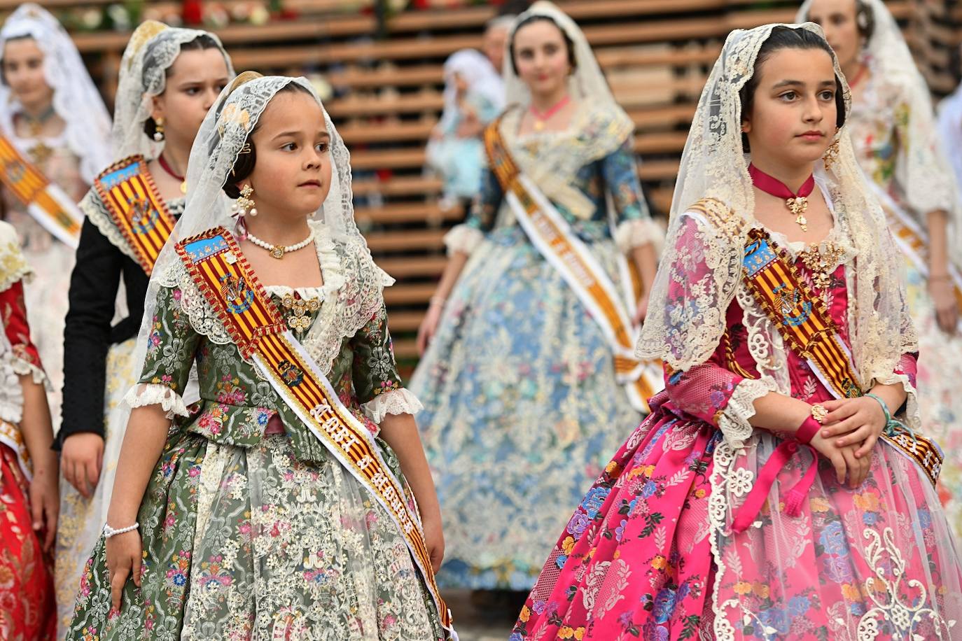 Búscate en la Ofrenda de las Fallas 2024: domingo 17 de marzo