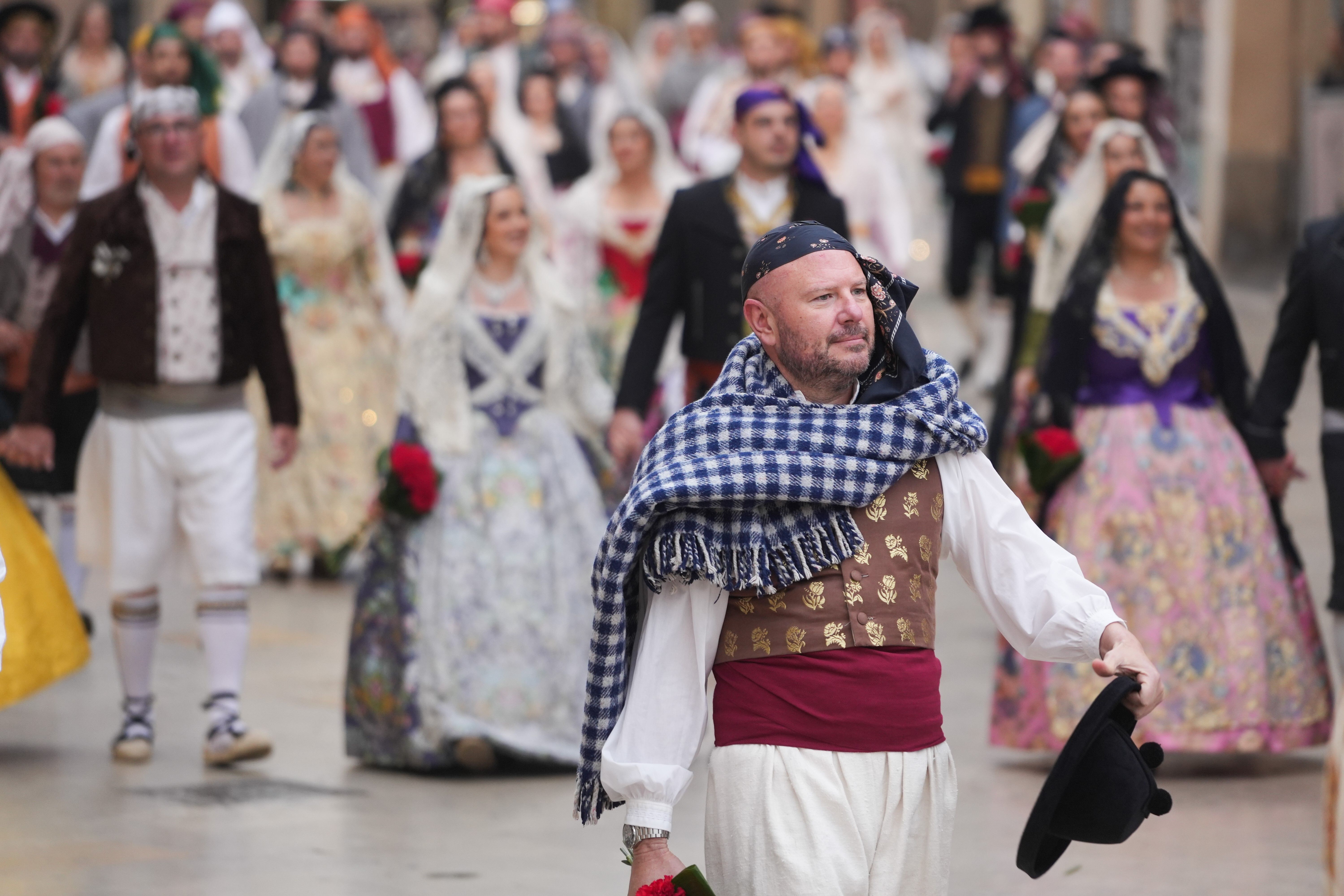 Las caras más conocidas de la Ofrenda de Fallas 2024