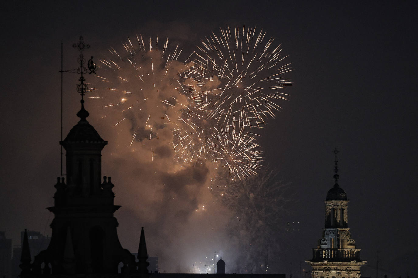 Así ha sido la Nit del Foc de las Fallas 2024