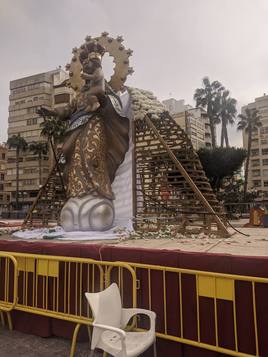 Imagen de la Virgen horas después de acabar las fiestas.