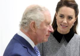 Kate Middleton y Carlos III en una imagen de archivo.