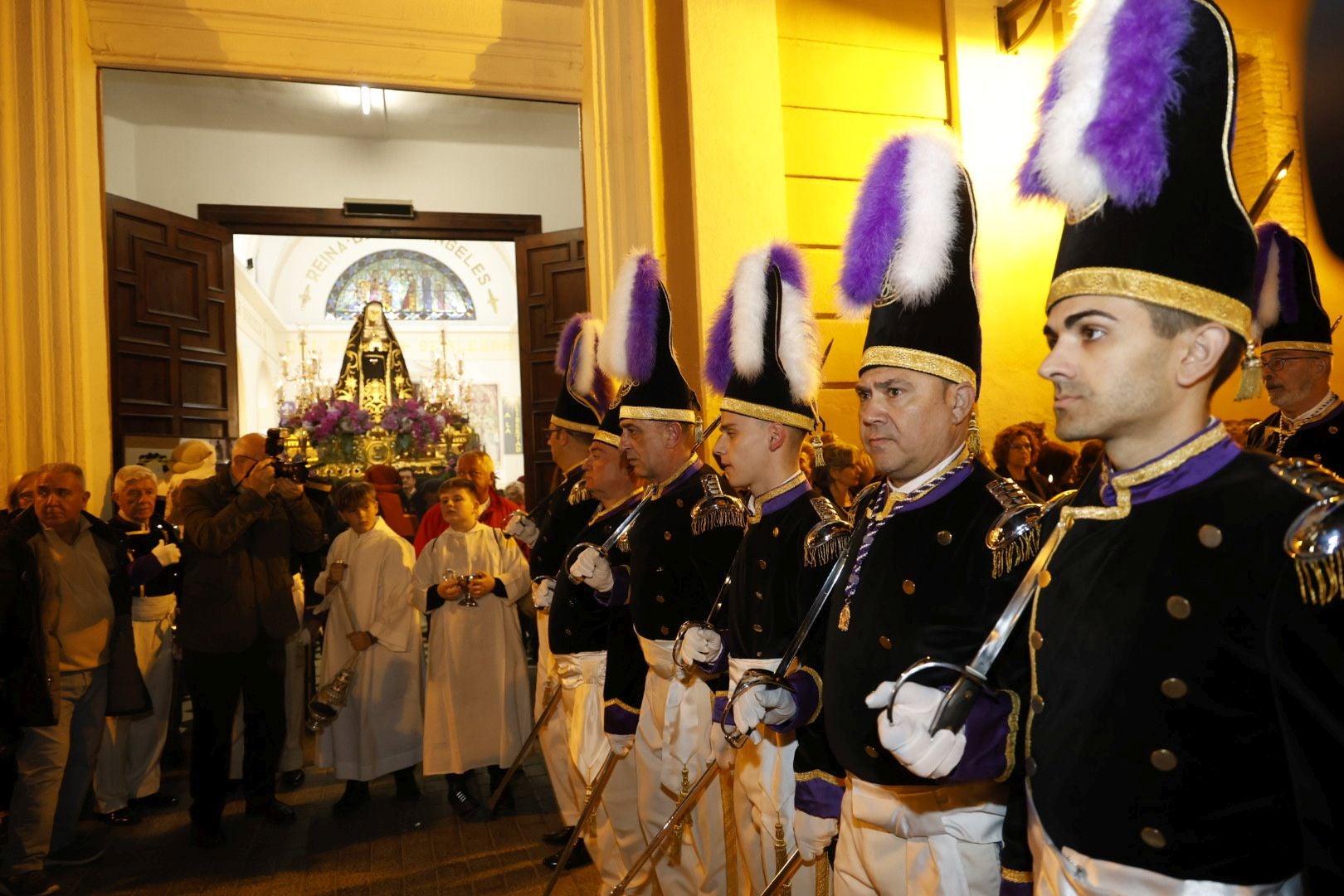 Procesión de los Granaderos de la Virgen en Valencia