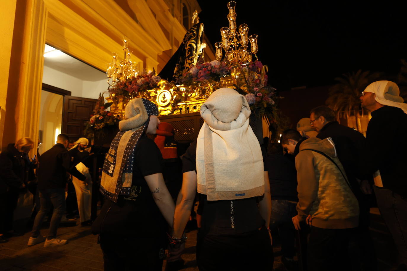 Procesión de los Granaderos de la Virgen en Valencia