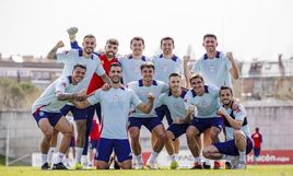 Los jugadores de la selección española en un entrenamiento.