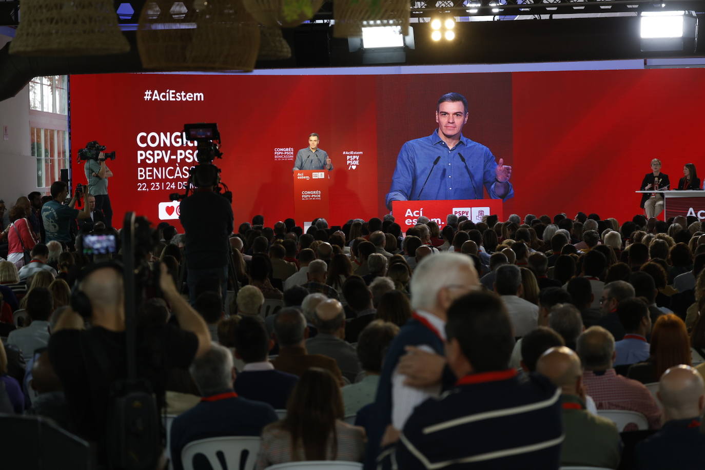 Pedro Sánchez cierra el congreso del PSPV junto a Diana Morant