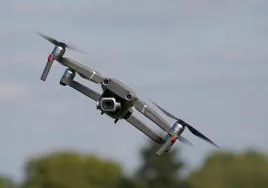 Un dron para vigilar vertidos ilegales en Chiva.
