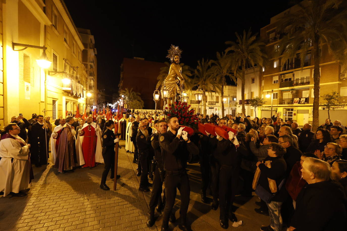 Procesión del Ecce Homo por las calles del Marítimo