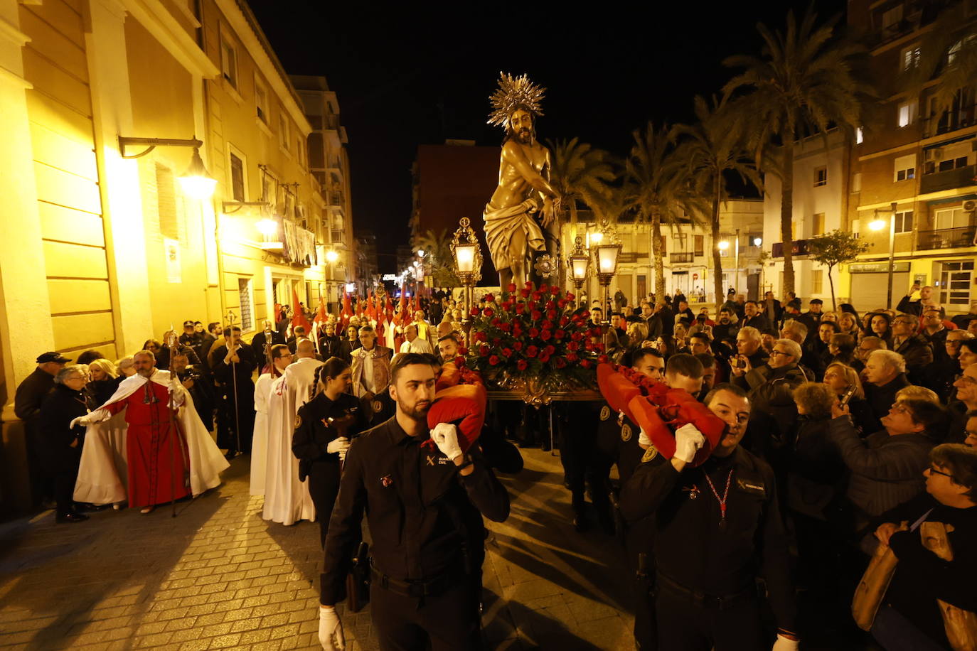 Procesión del Ecce Homo por las calles del Marítimo