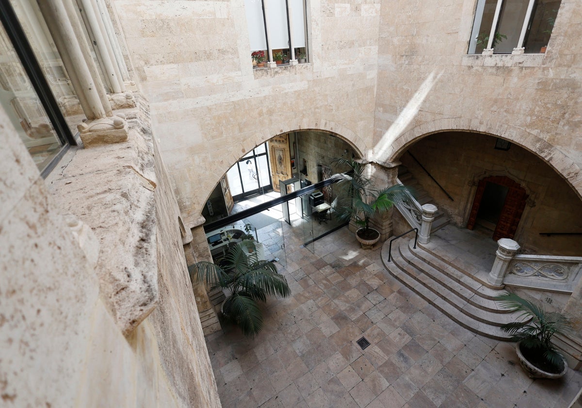 Vista del Palacio de la Scala, uno de los que configuran la sede de la Diputación de Valencia.