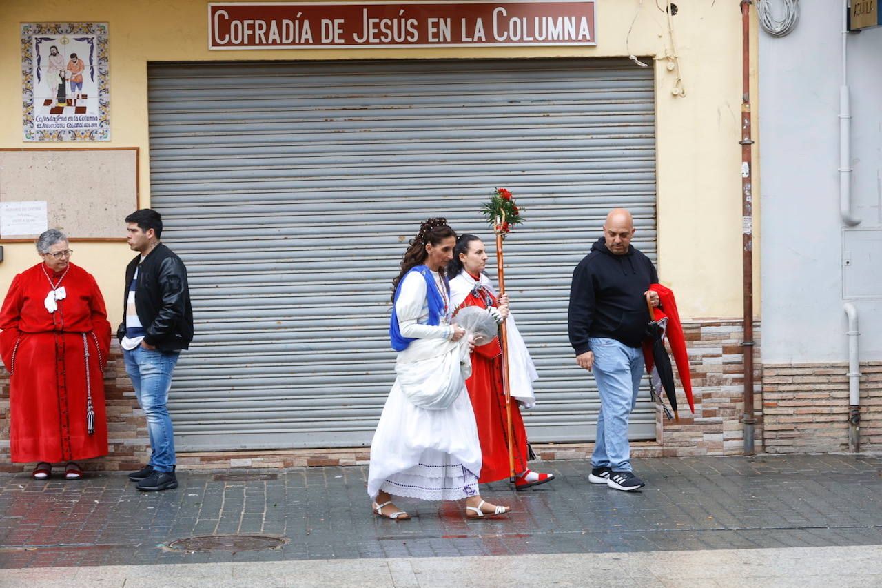 Suspendido el Desfile de Resurrección de la Semana Santa Marinera de Valencia por la lluvia, en imágenes