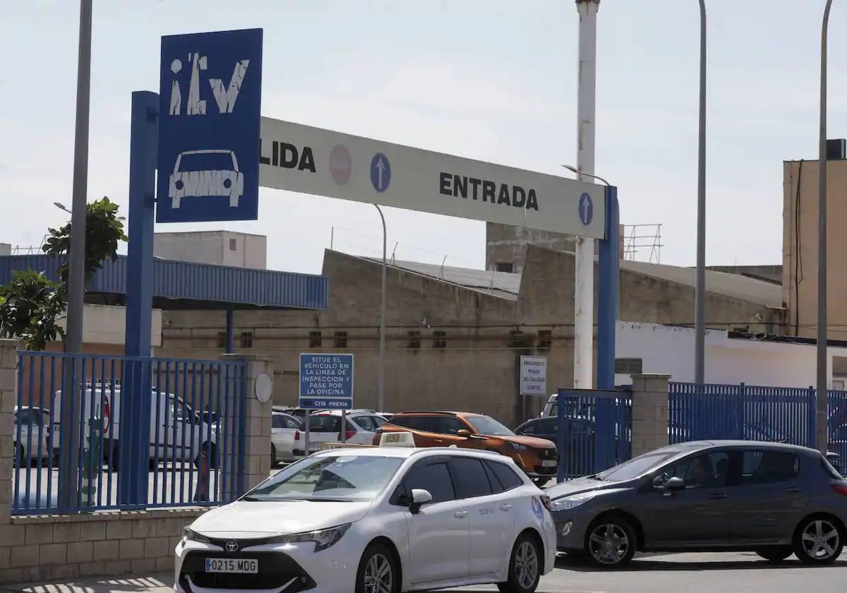 Estación de la ITV en Vara de Quart.