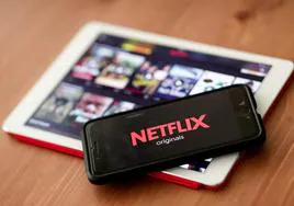 Vista del logo de Netflix en un teléfono móvil en una imagen de archivo.