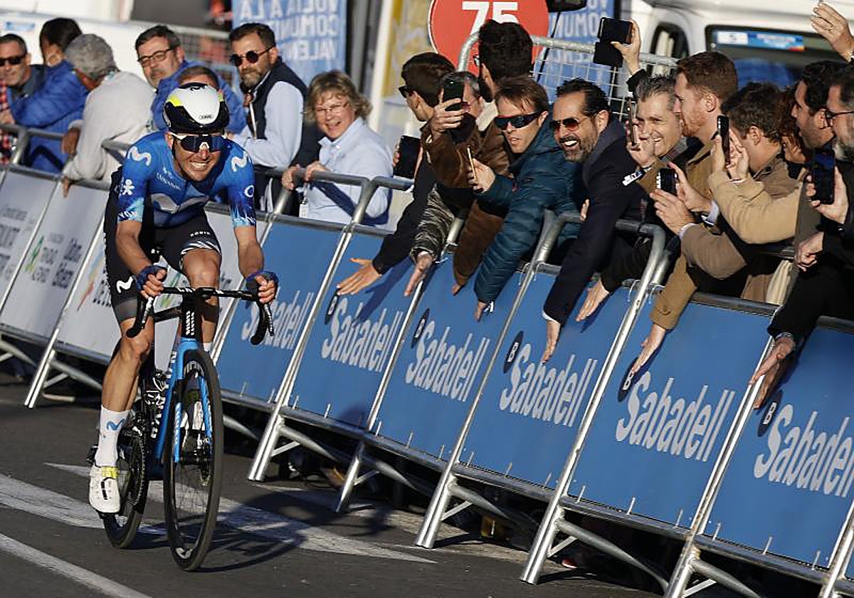 William Barta recorre los últimos metros antes de ganar la última etapa de la Volta de este año.