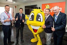 Mazón durante su visita en Grefusa.