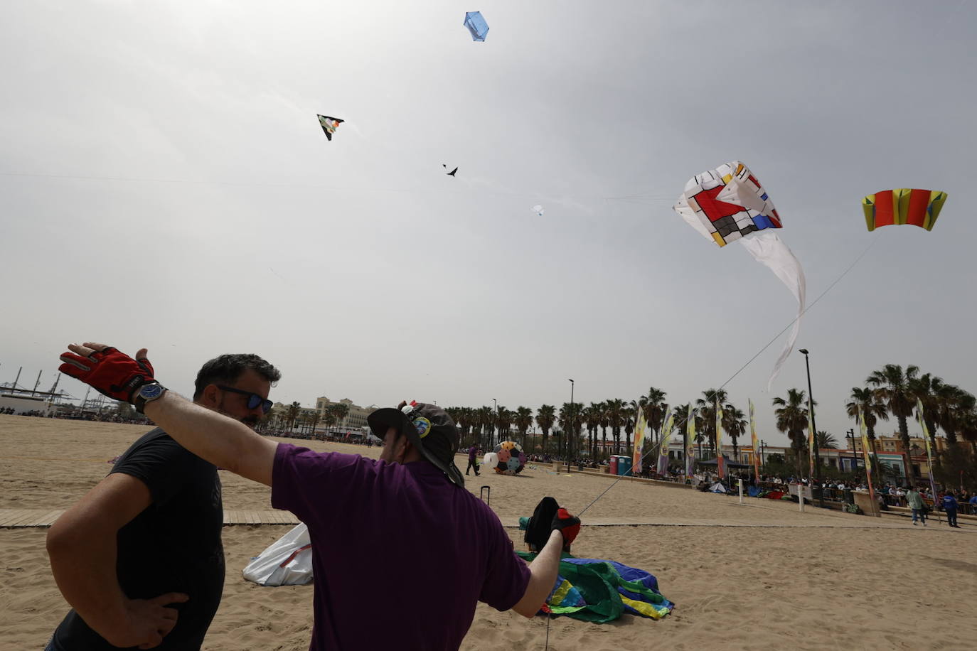 Fotos del festival de cometas en Valencia 2024