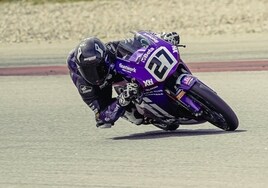 Kerman Tínez rodando en la pretemporada en Barcelona