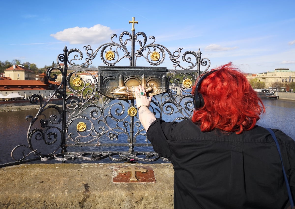 Imagen secundaria 1 - Ángeles y demonios en la media maratón de Praga