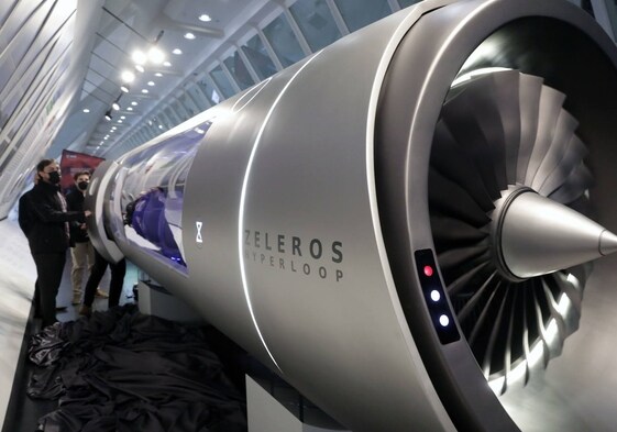 Presentacion del prototipo del Hyperloop de Zeleros.