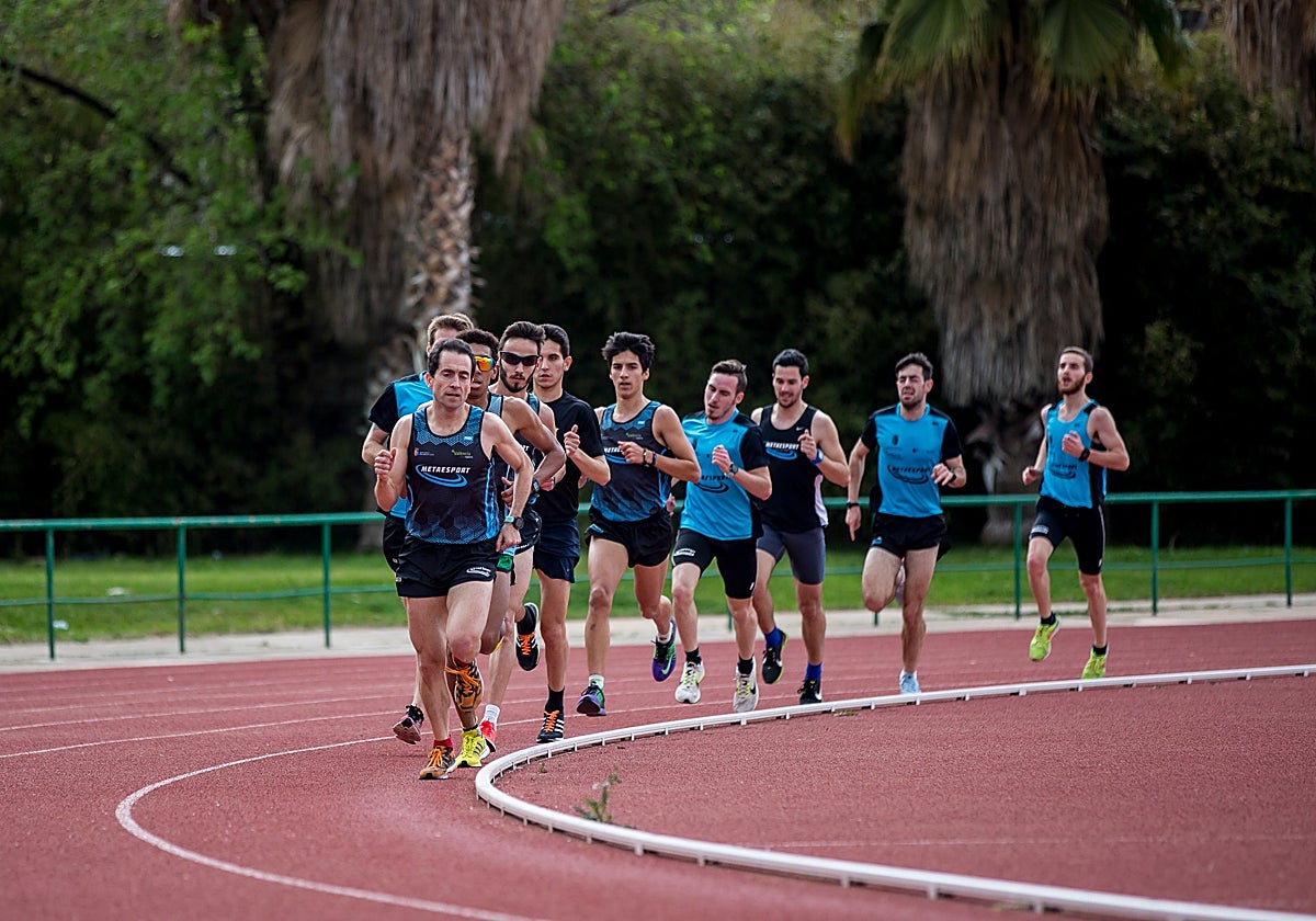 Entrenamiento del equipo en Burjassot