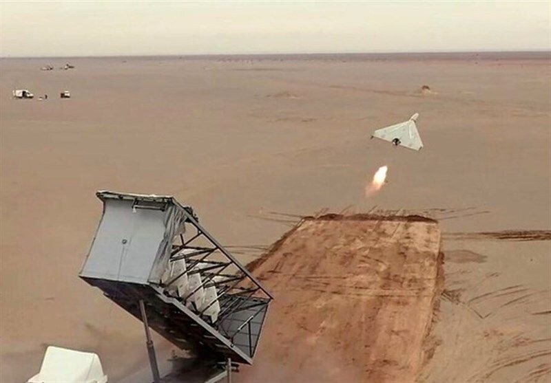 Lanzamiento de un dron desde un lugar no desvelado en Irán