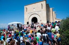 Bailes populares en la Romería de Santa Ana de La Llosa de Ranes.