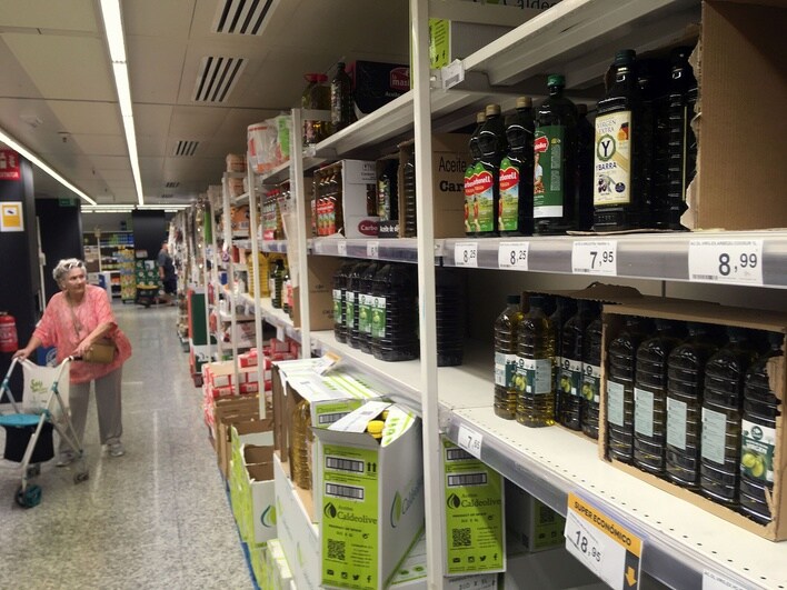 La conocida marca andaluza de aceite de oliva que baja el precio un 28%