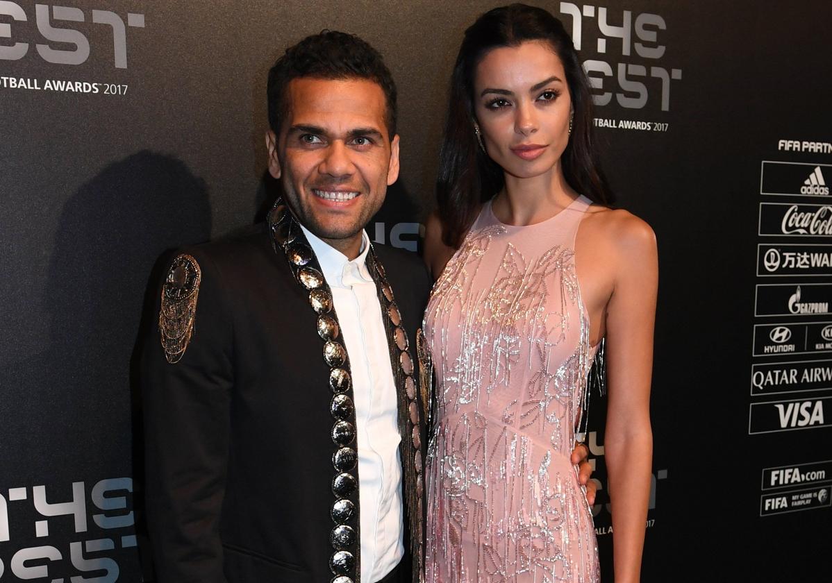 Dani Alves y Joana Sanz en una imagen de archivo.