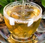 Las infusiones son un buen remedio natural para depurar el organismo