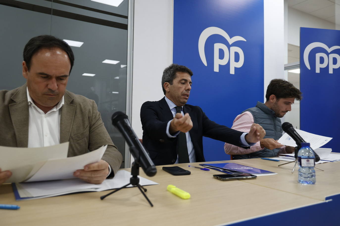 Imágenes de la reunión de la ejecutiva del PPCV