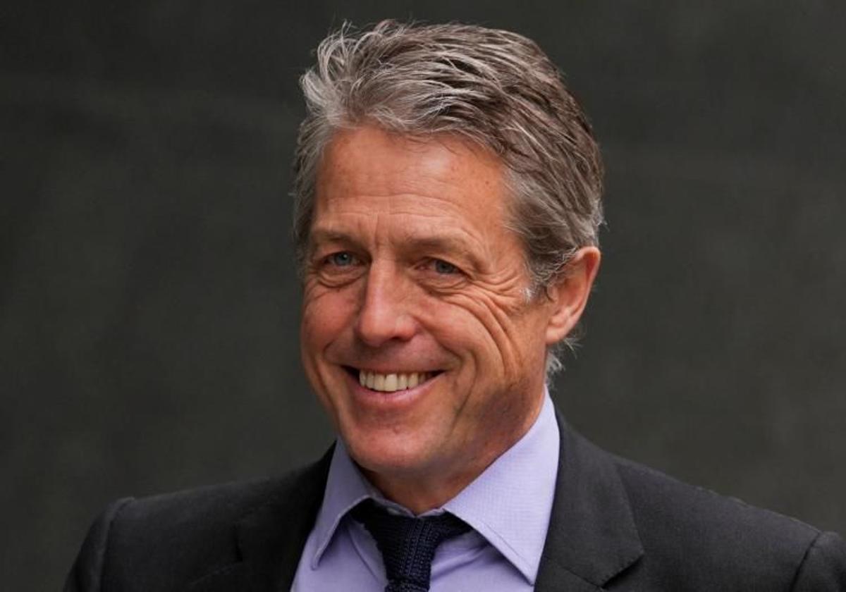 Hugh Grant, a la salida del juzgado, en una imagen de archivo.