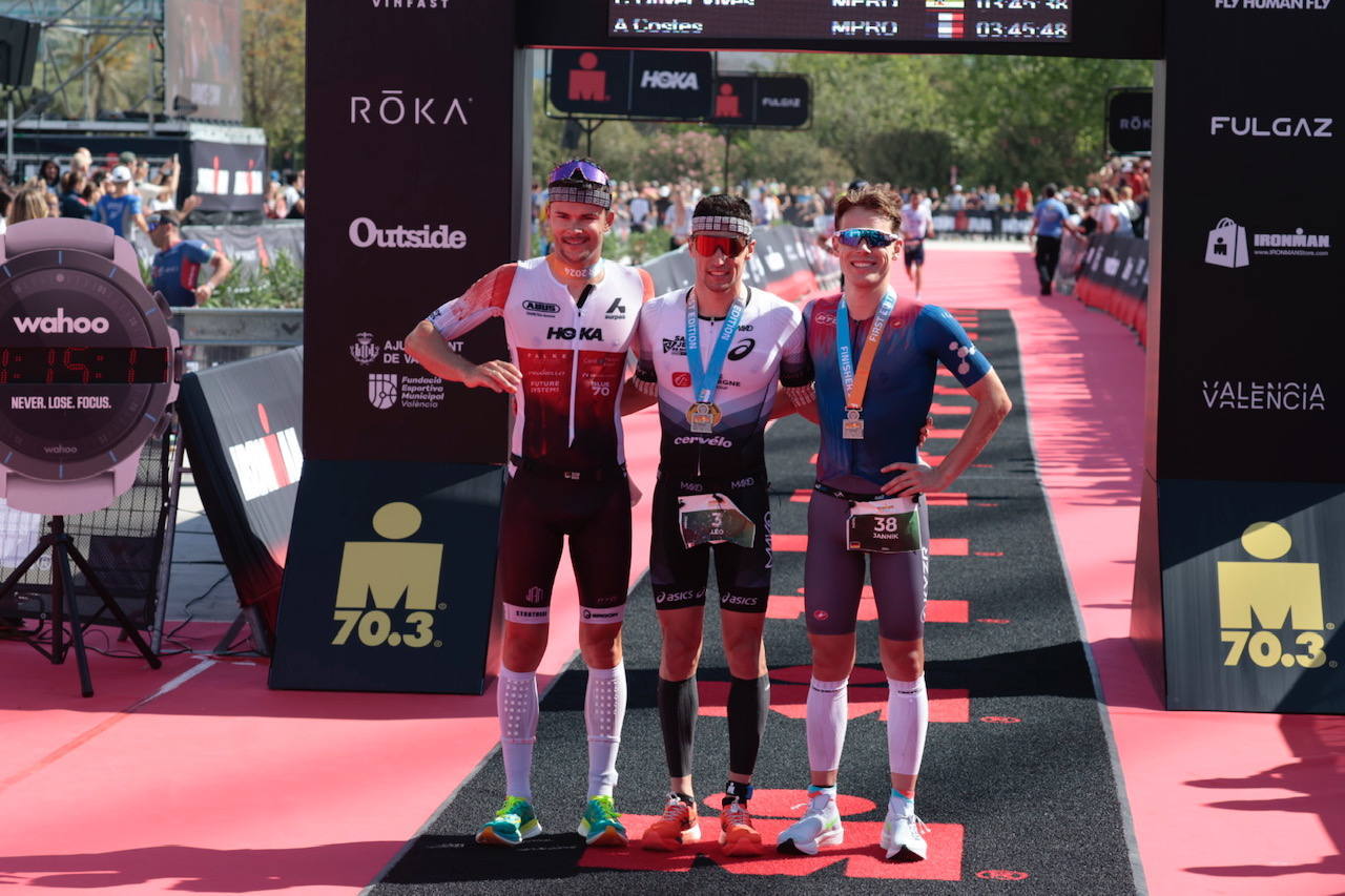 Así ha sido la emocionante llegada del Ironman de Valencia