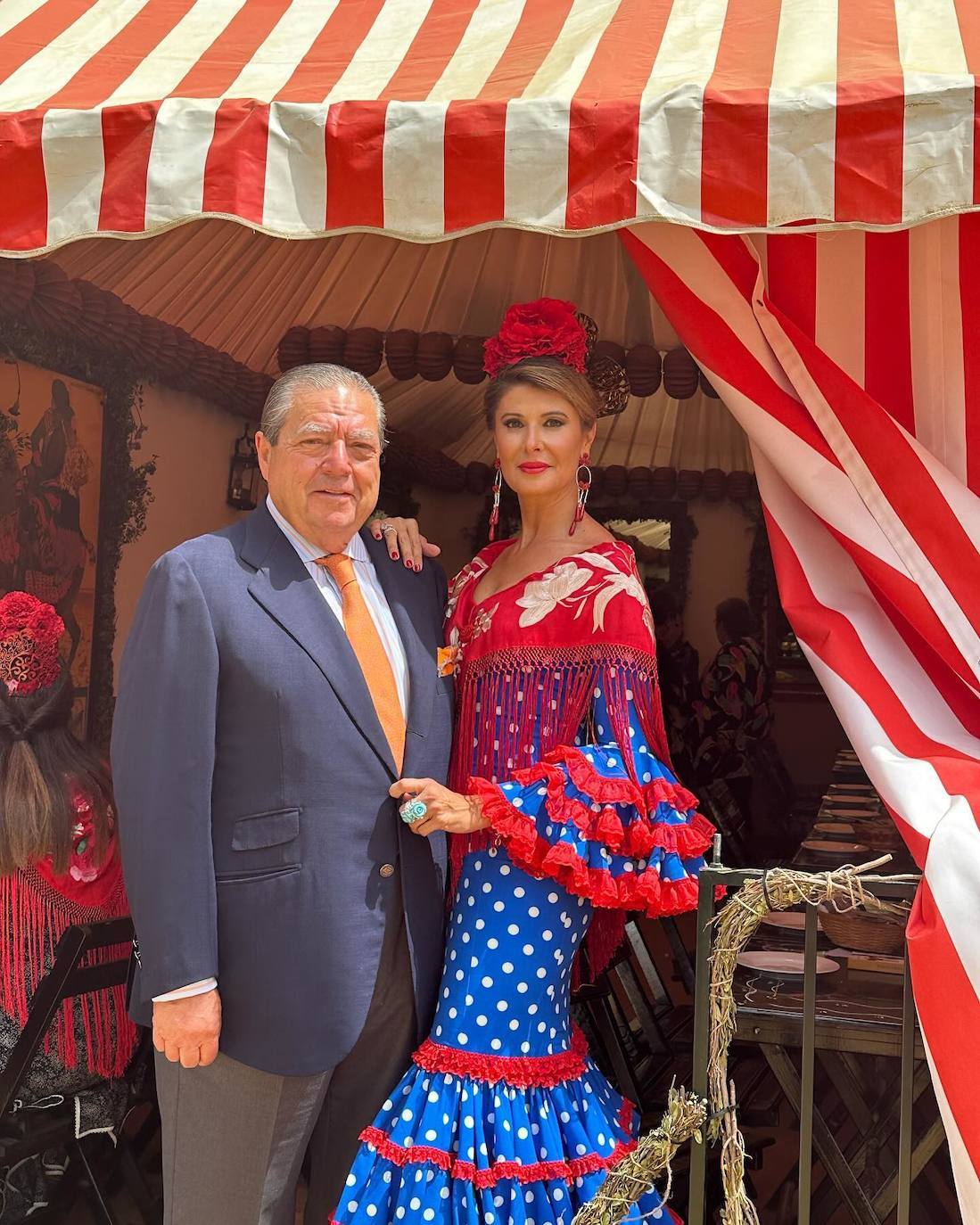 Vicento Boluda y Esther Pastor, en su caseta de la Feria de Abril.