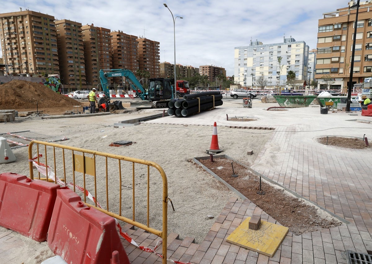 Imagen secundaria 1 - Obras en la avenida Malvarrosa, en Serrería y en el Cabanyal.