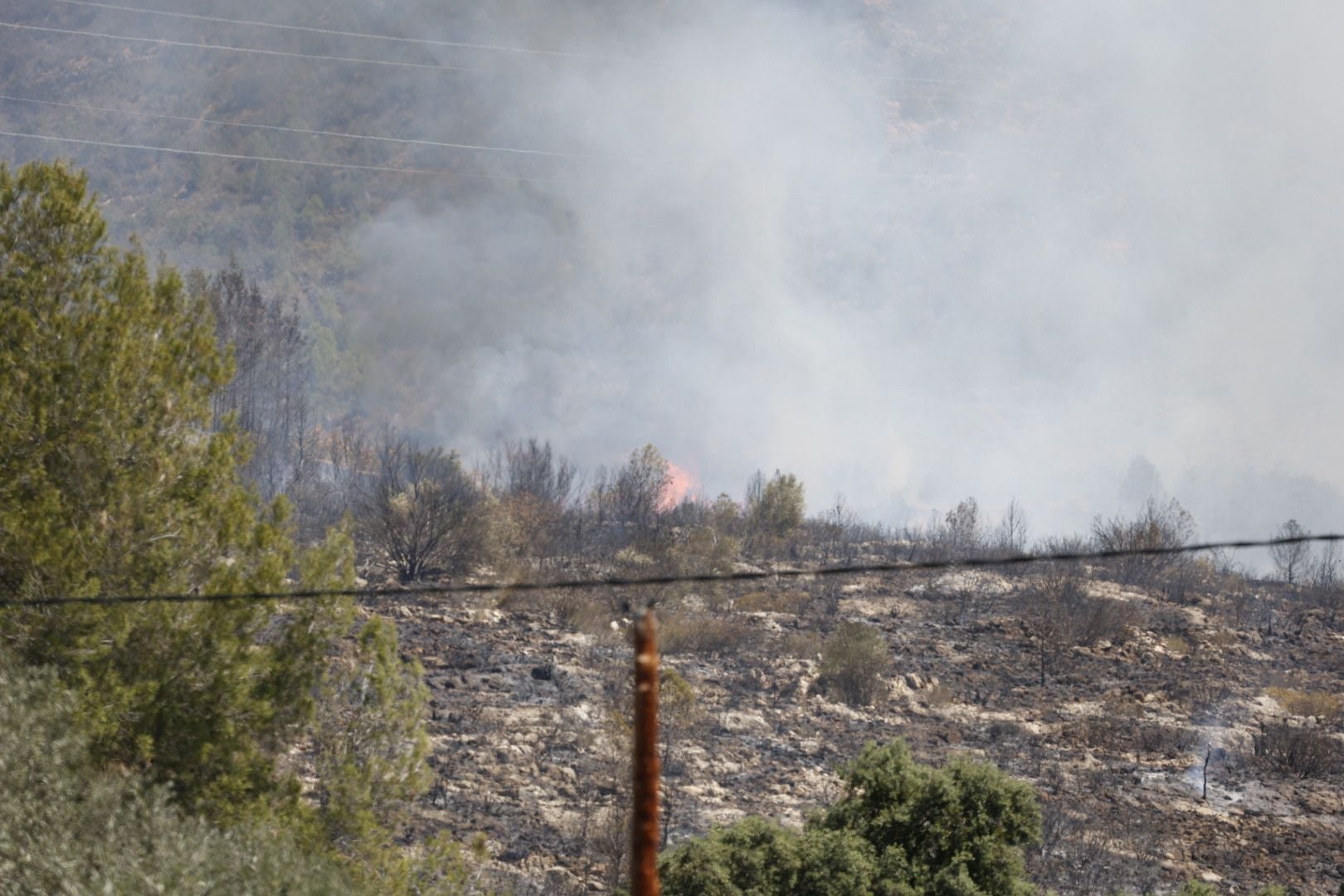 El incendio de Barxeta, en imágenes