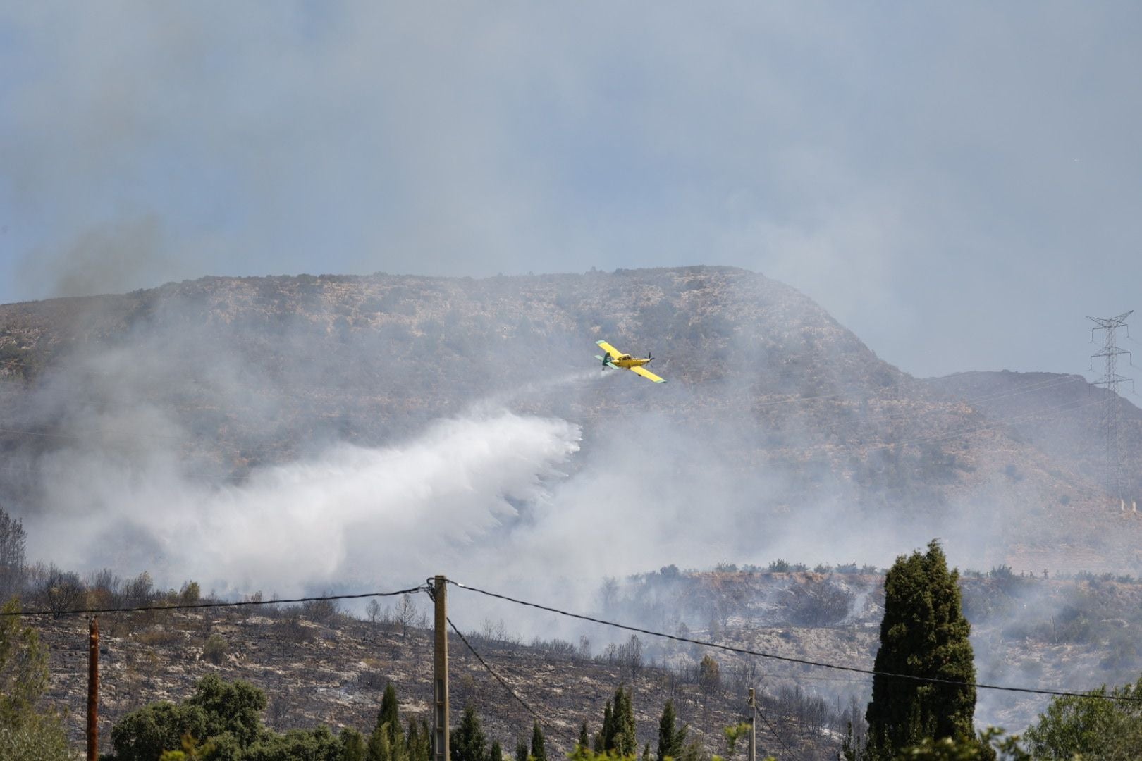 El incendio de Barxeta, en imágenes