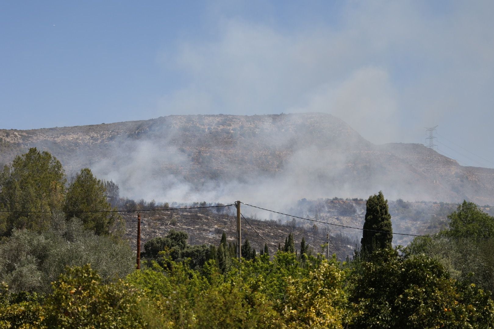 El incendio de Barxeta, en imágenes