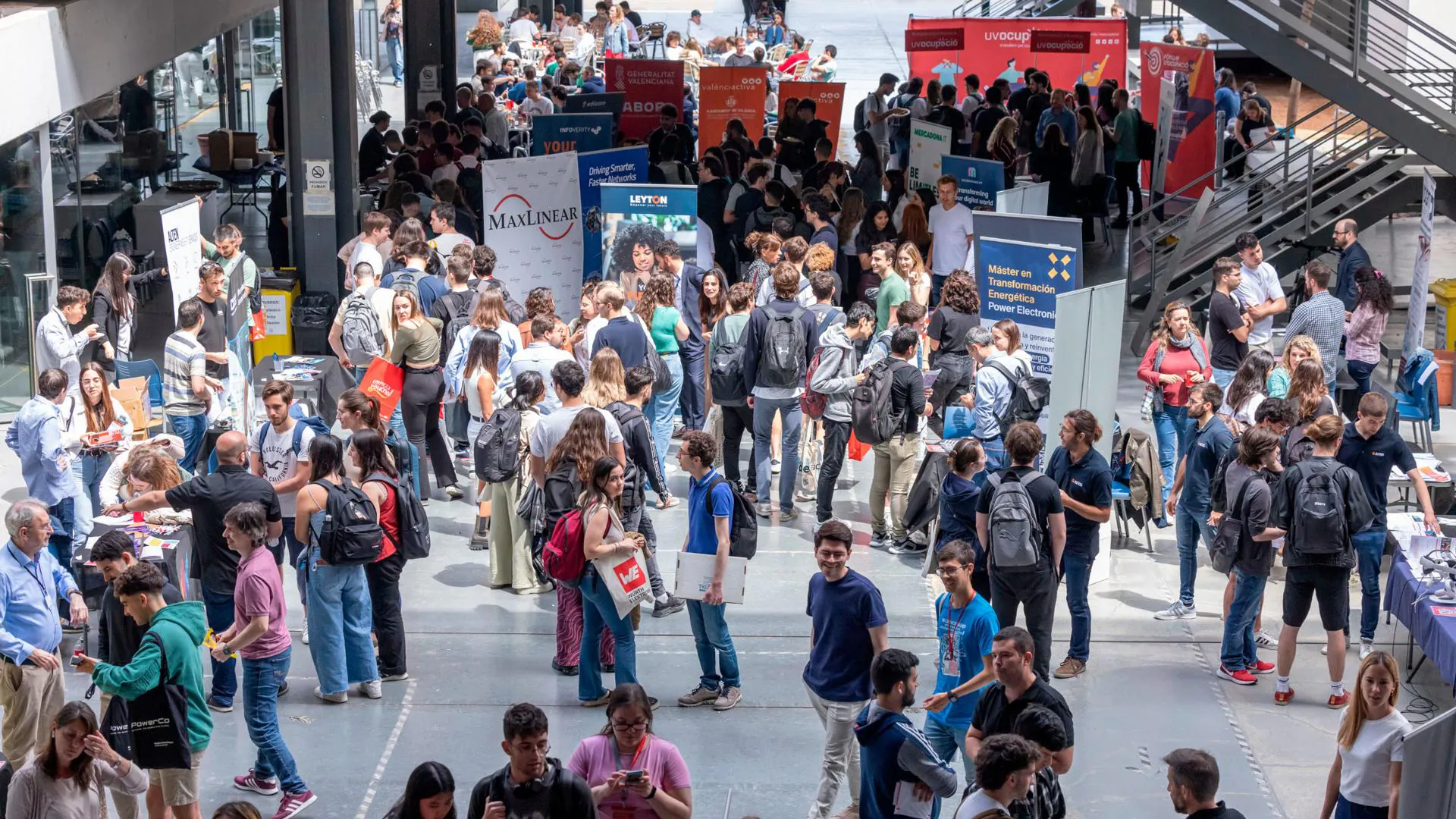 UV profesores asociados | Un juzgado estima que 42 profesores de la  Universitat de València han sido discriminados | Las Provincias