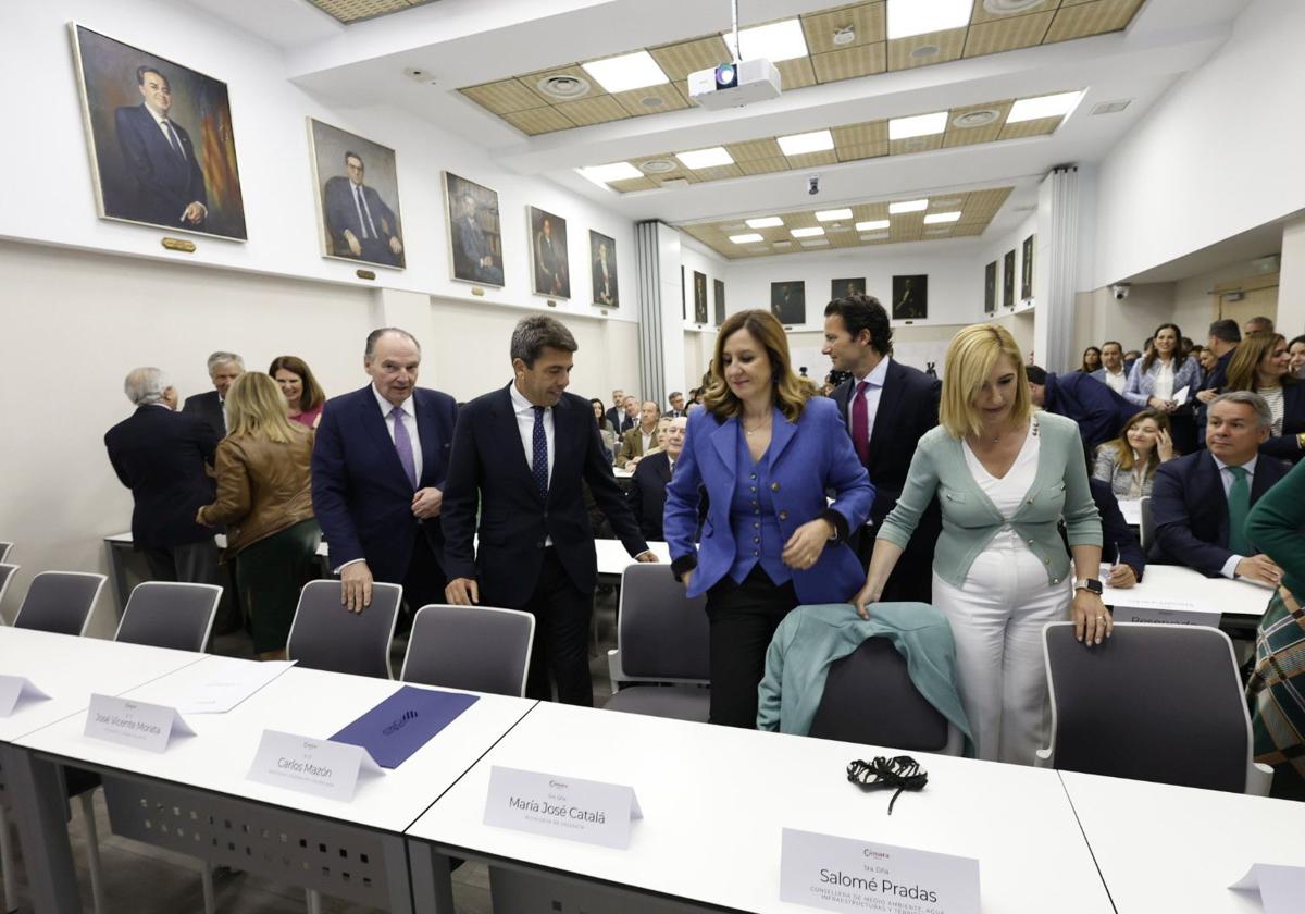 Presentación del informe sobre el impacto económico de la expansión del aeropuerto de Manises